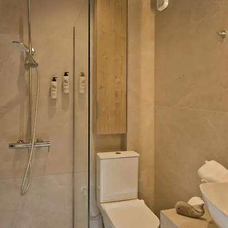 Sea Salt Apartment